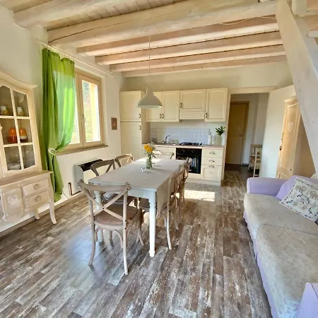 San Lorenzo Di Persegno Farm stay *