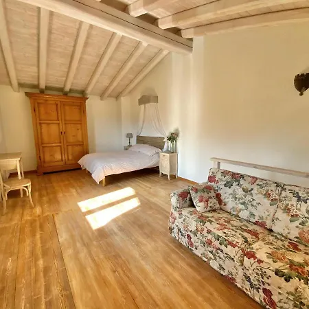 Farm stay San Lorenzo Di Persegno